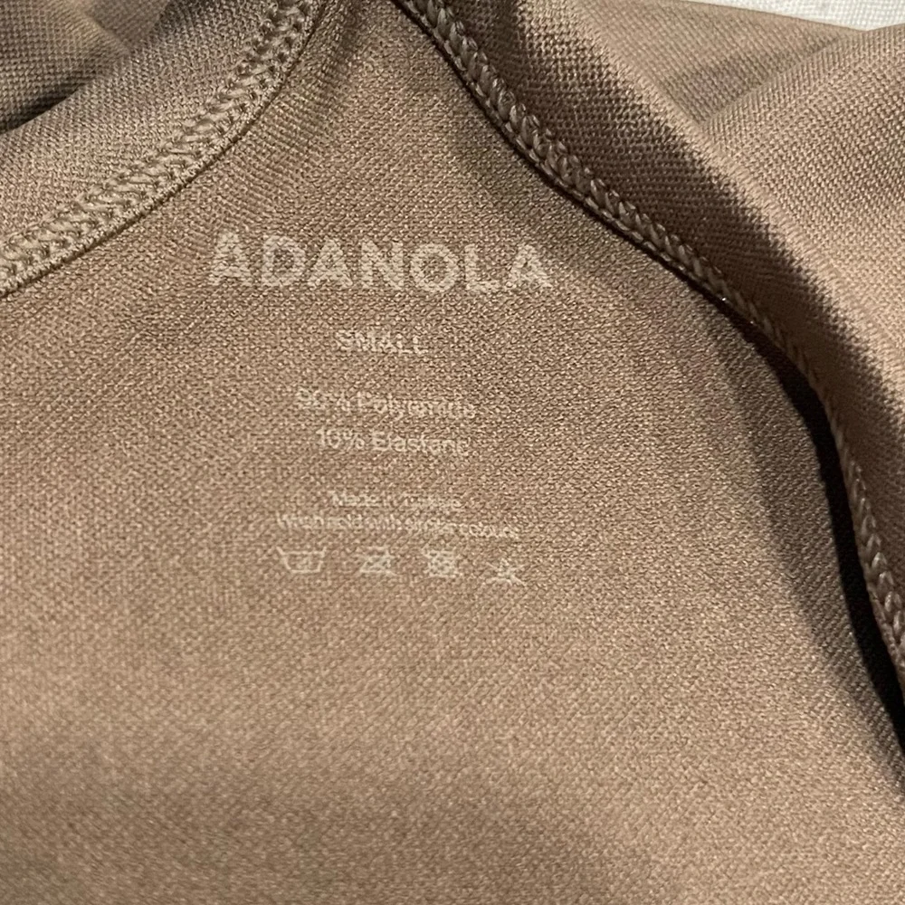 Adanola | NWT! Seamless Crop Tank - Cocao - Picture 6 of 6